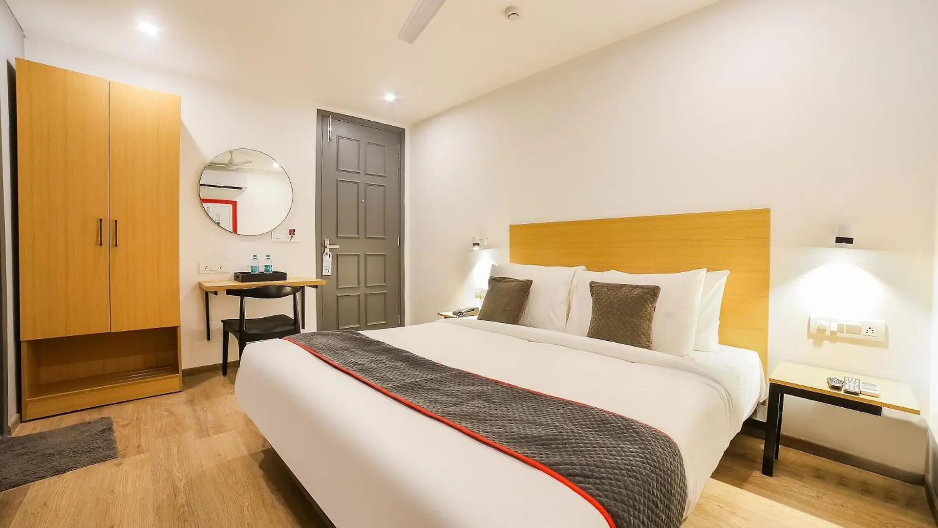 Super Townhouse Near Appu Ghar Hotel Gurgaon 4*,  India