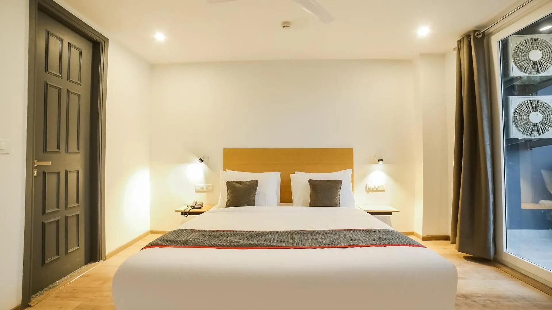 Super Townhouse Near Appu Ghar Hotel Gurgaon