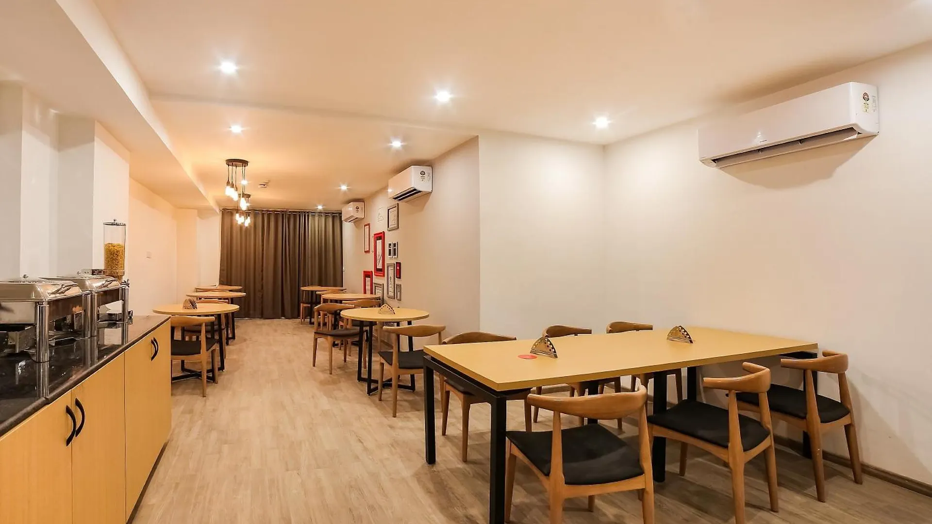Super Townhouse Near Appu Ghar Hotel Gurgaon 4*,  India