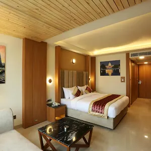 Omega - Central, Sec 45 Hotel