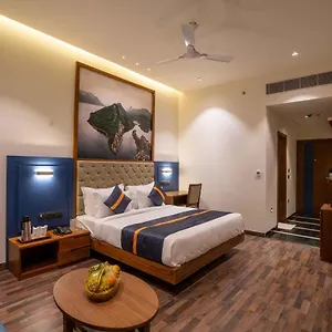 *** Hotel Raghu Mahal India