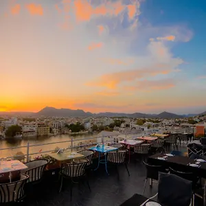 *** Hotel Pratap Bhawan India