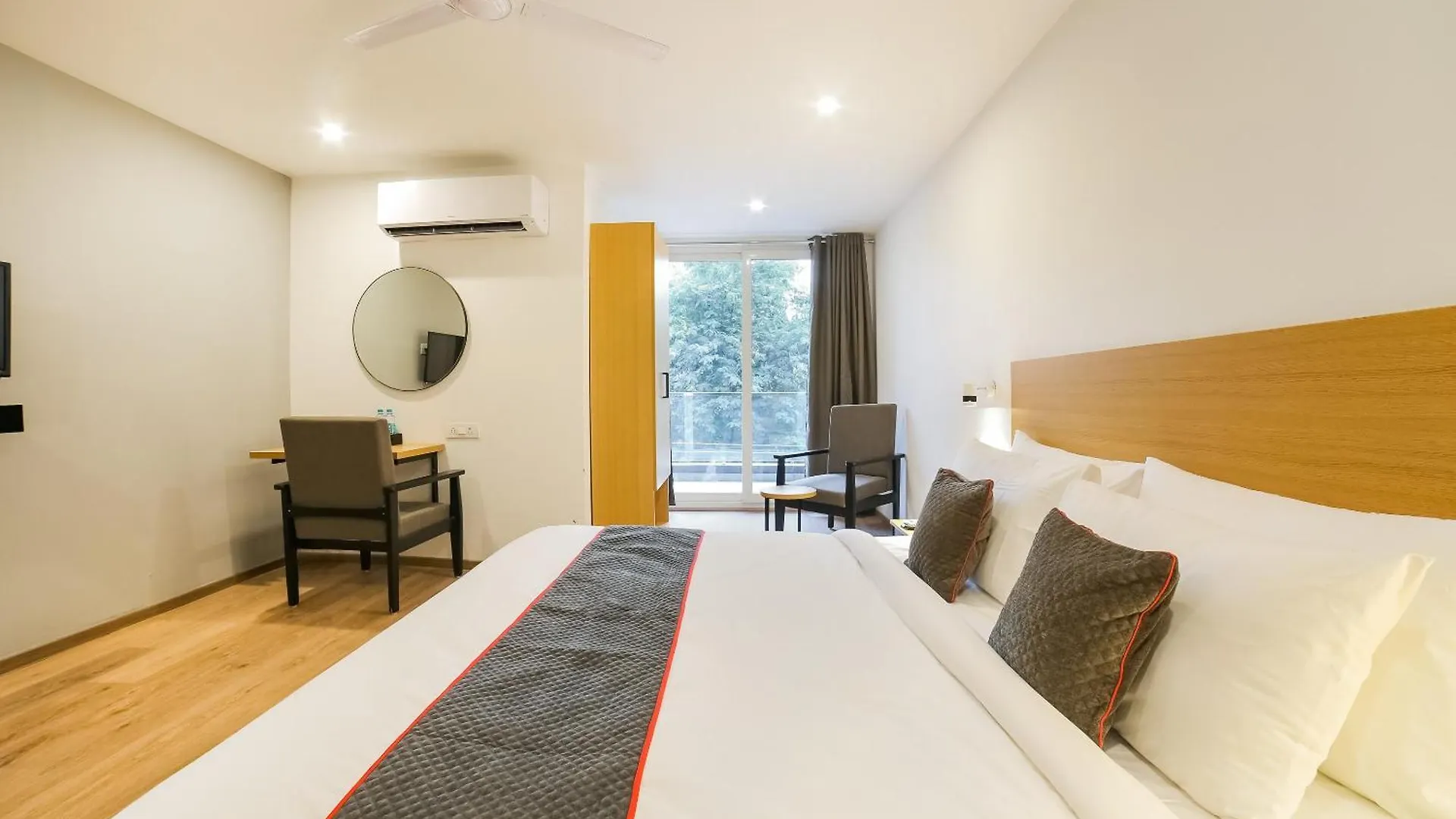 ****  Super Townhouse Near Appu Ghar Hotel Gurgaon India